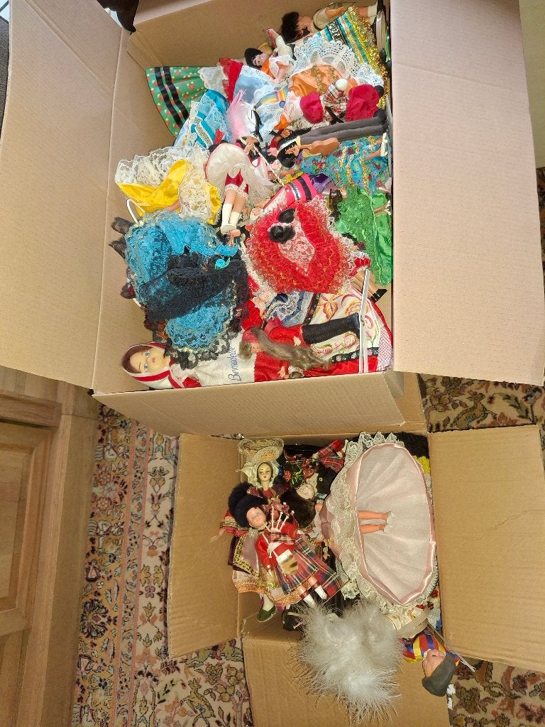 internationale , Europese etnische poppen, set van 53, Ophalen