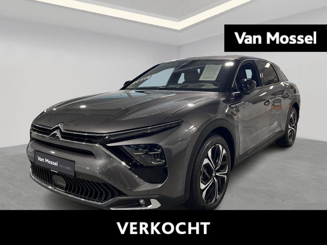 Citroën C5 X 1.6 Plug-in Hybrid 180 e-EAT8 PLUS | SLECHTS 1, 1350 kg, Stof, 4 cilinders, 5 zetels
