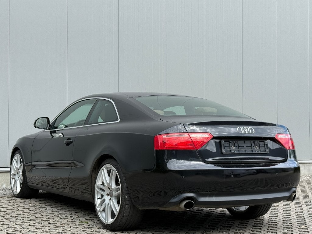 Audi A5 Coupé 2.7 TDi V6 Multitronic Xenon Cruise ParkSensor, Auto's, Automaat, Achterwielaandrijving, 2698 cc, Zwart