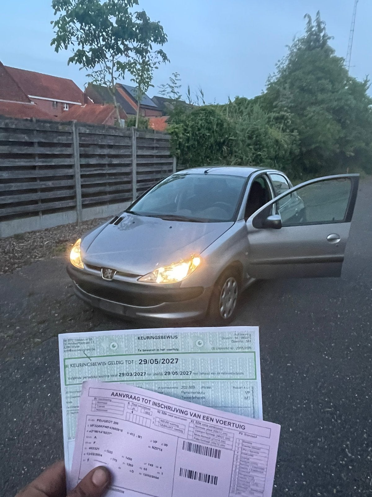 Peugeot 206 essence AVEC INSPECTION, Autos, Peugeot, Particulier, Vitres électriques, Essence, Hatchback, 5 portes, Boîte manuelle