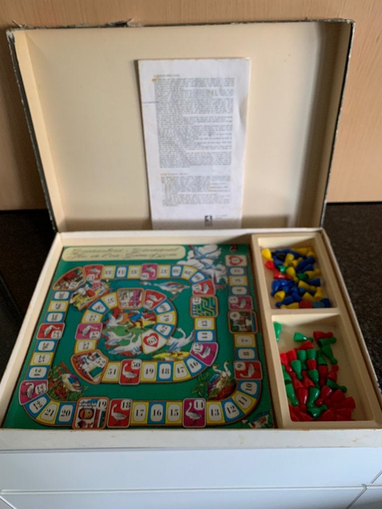 Vintage 8 spellen - magazijn, Vijf spelers of meer, Ophalen of Verzenden, Gebruikt, White horse
