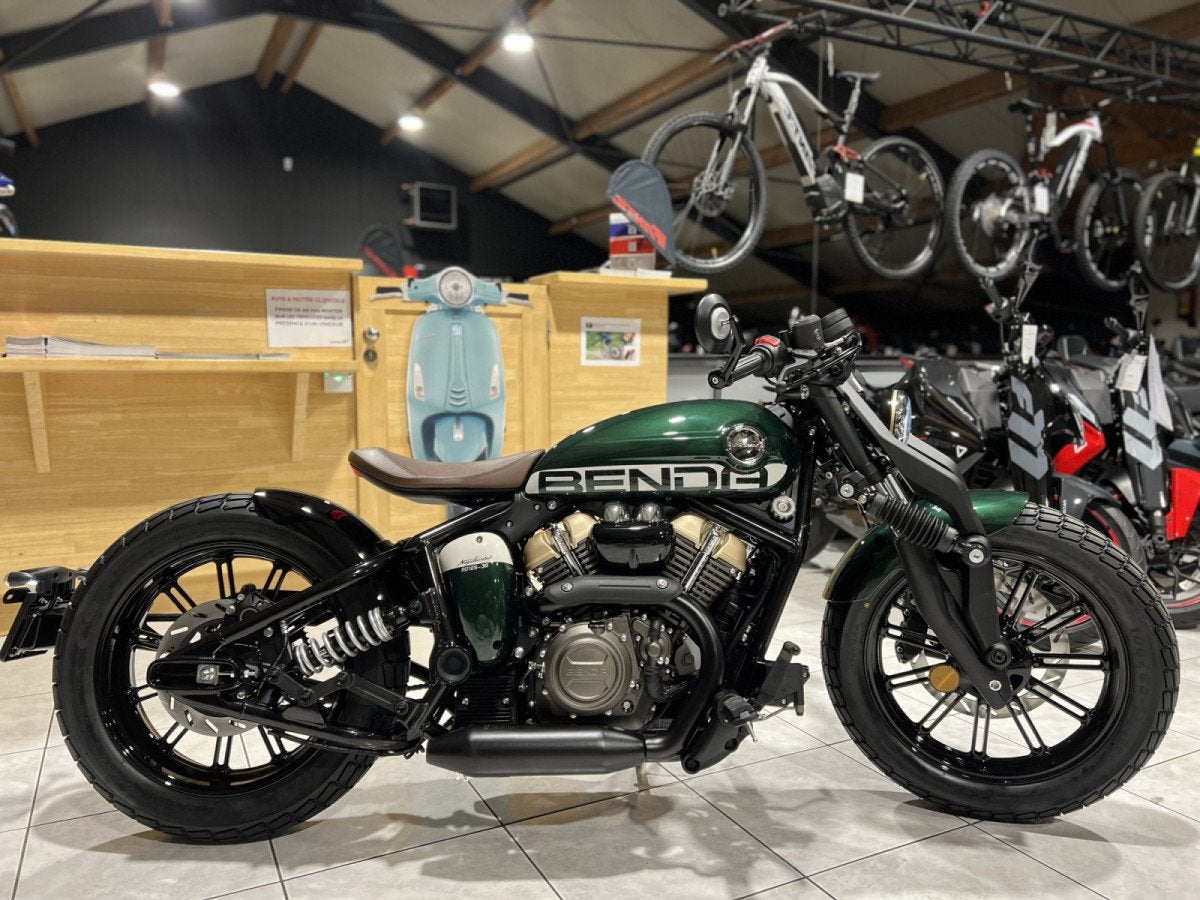 benda Napoleon 125, Entreprise, Chopper, Benda, 125 cm³