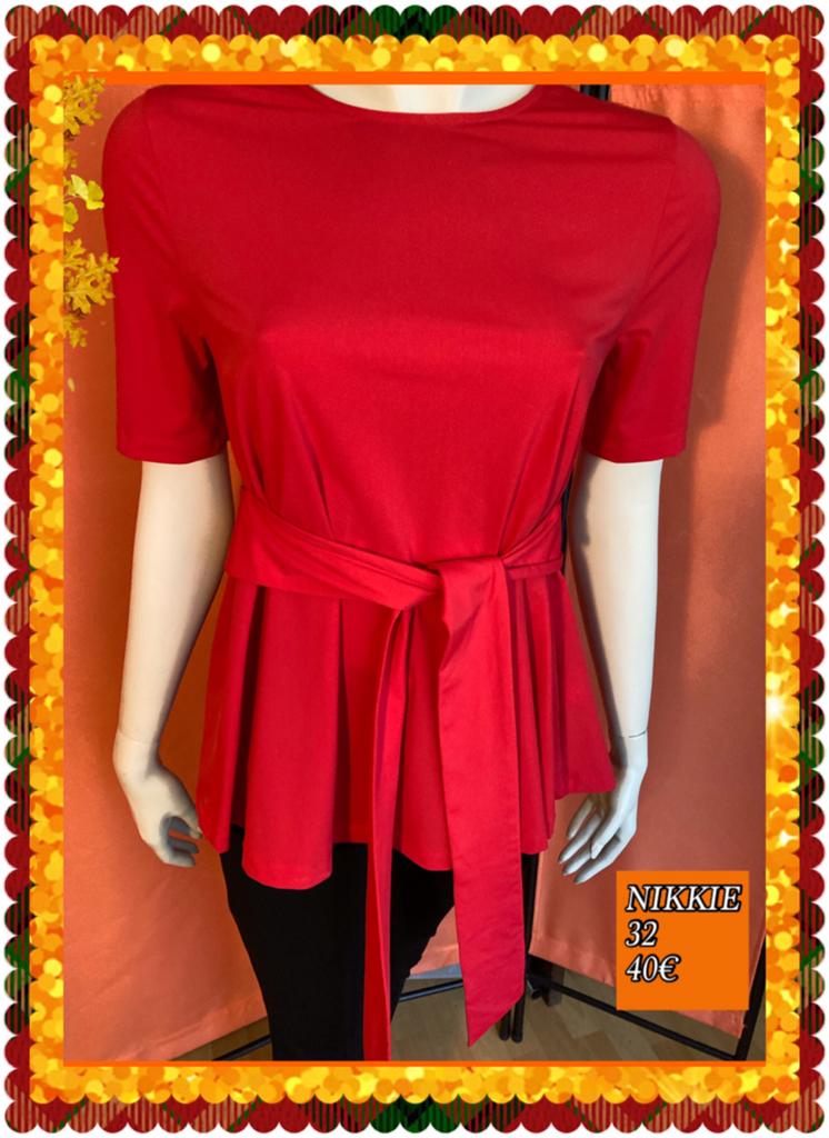 Tuniek dames 32. Nikkie, Kleding | Dames, Blouses en Tunieken, Ophalen of Verzenden, Zo goed als nieuw, Maat 34 (XS) of kleiner
