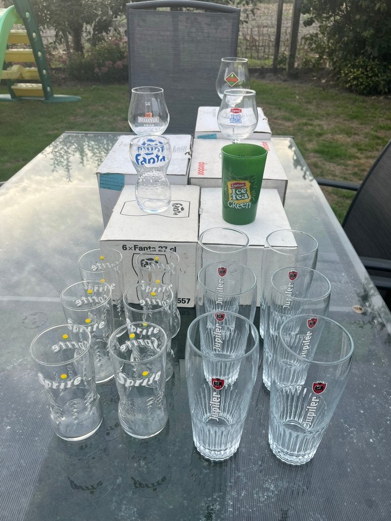 Assortiment frisdrank- & bierglazen, niet recent wel nieuw!, Collections, Enlèvement, Neuf, Verre à soda