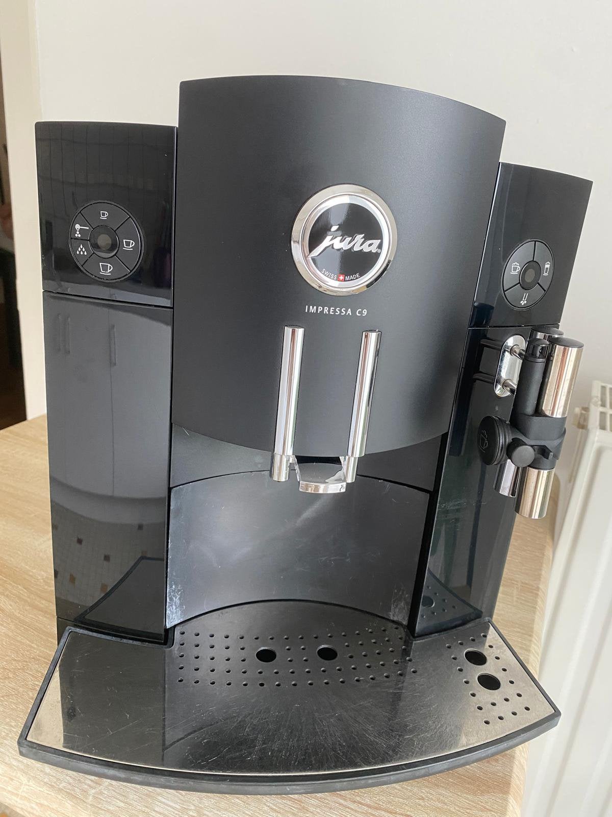 Jura Impressa C9 — Révisée et en excellent état !, Electroménager, Enlèvement, Comme neuf