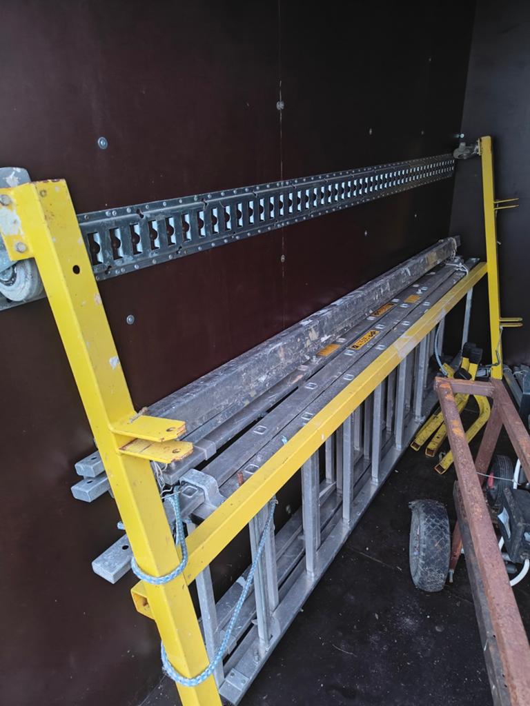 mobiele aluminium stelling / rolstelling, Doe-het-zelf en Bouw, Steigers, Ophalen