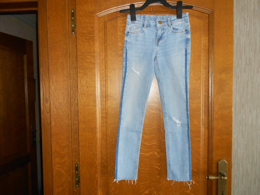 lichtblauwe jeansbroek mt 134 TAO, Broek, Gebruikt, Meisje, Ophalen of Verzenden