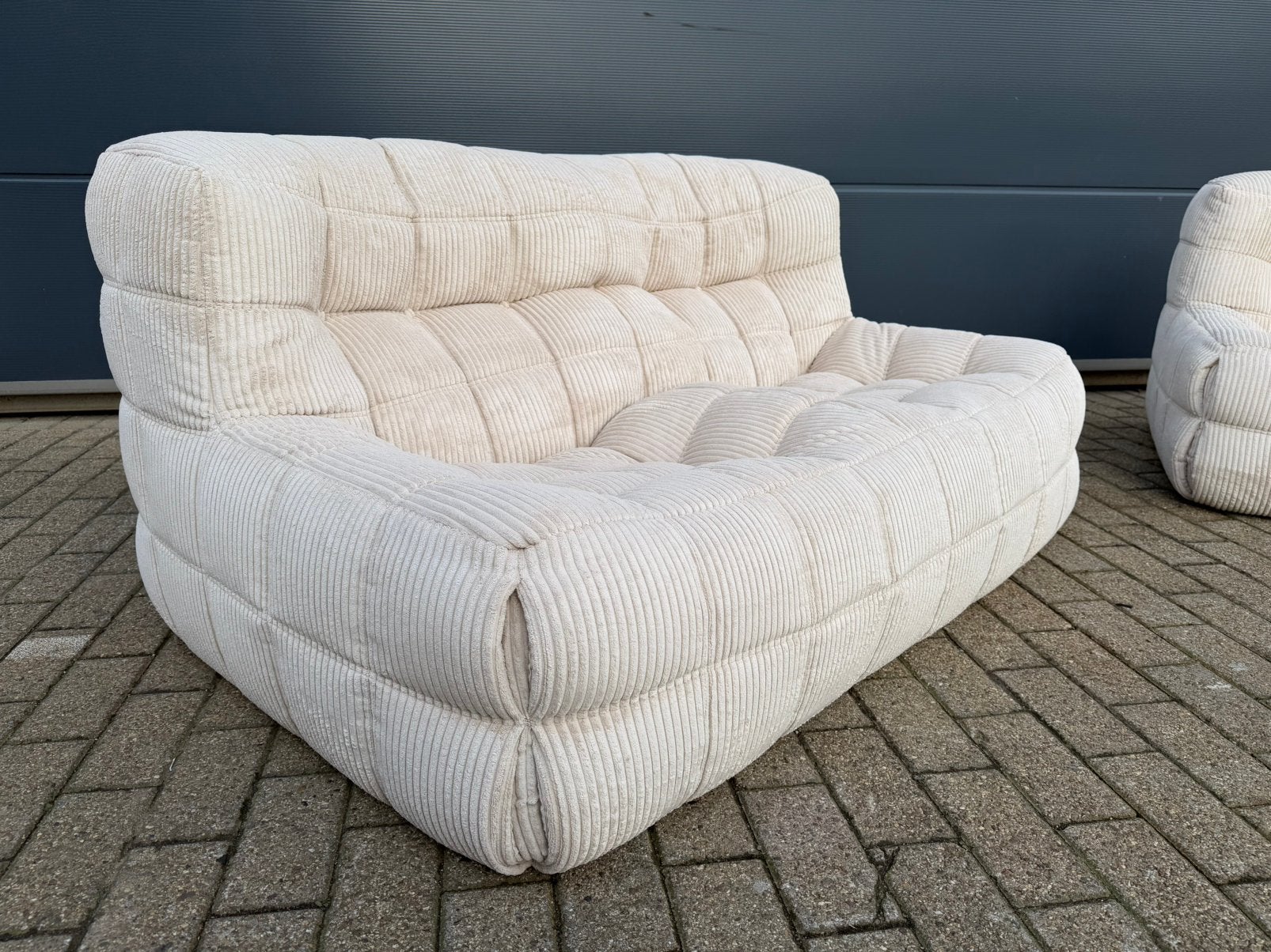 Ligne Roset Kashima (09-'81) 2pl velours côtelé beige 10/10!, Enlèvement ou Envoi, Leolux edra vitra knoll artifort mah jong b&b italia cassina