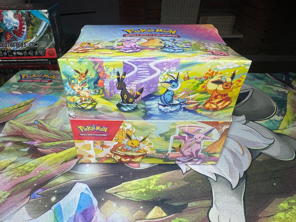 Pokémon Display mini tins EV8.5, Enlèvement ou Envoi, Neuf, Autres types
