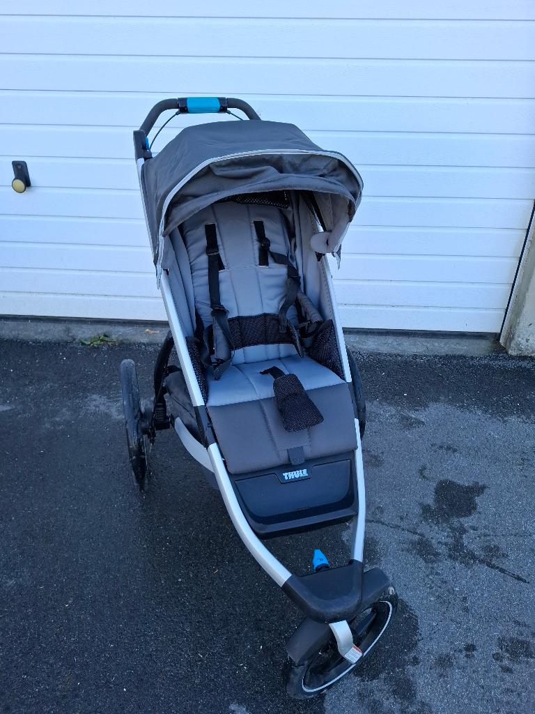 Pousette Thule Urban Glide 2, Enlèvement, Utilisé, Poussette, Autres marques