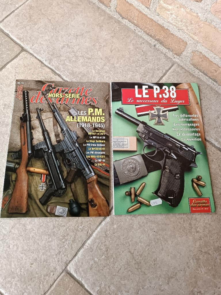 Lot de 2 ouvrages ww2  état neuf, Verzamelen, Militaria | Tweede Wereldoorlog, Ophalen of Verzenden