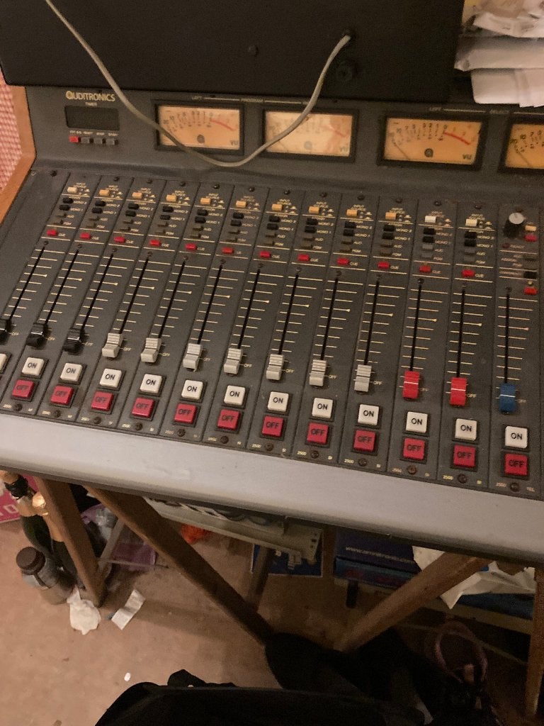 Table de mixage auditronic, Muziek en Instrumenten, Ophalen, Gebruikt, 5 tot 10 kanalen, Microfooningang