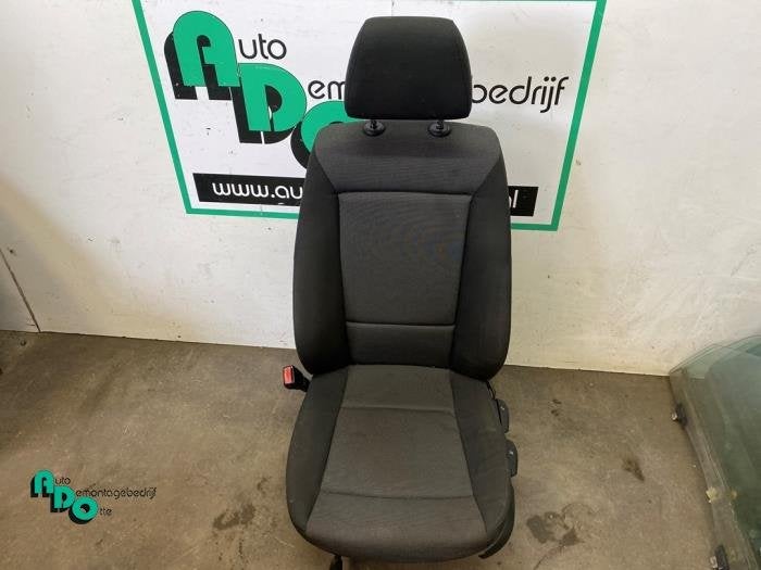 Siège gauche d'un BMW 1-Serie (1-Serie 03-), Autos : Pièces & Accessoires, Habitacle & Garnissage, -, 3 mois de garantie, Utilisé