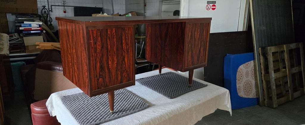 Ikea bureau., Tuin en Terras, Tuinsets en Loungesets, Ophalen