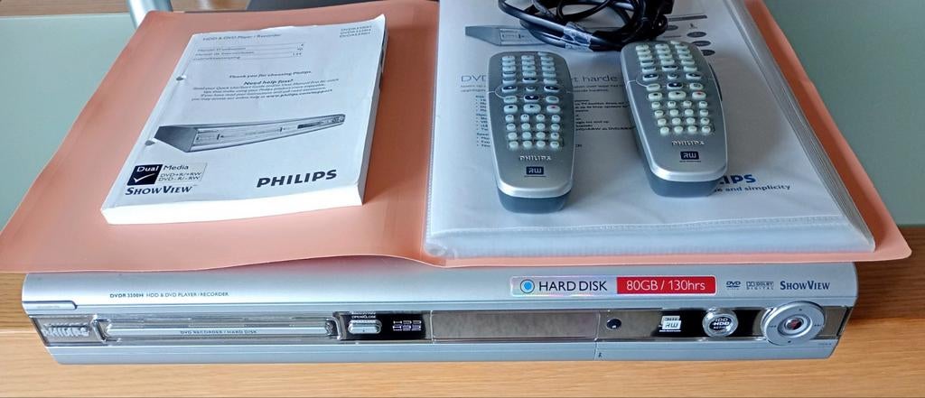 Philips DVDR 3300 met harde schijf,2 afstandsbedieningen, TV, Hi-fi & Vidéo, Lecteurs DVD, Philips, Enlèvement ou Envoi
