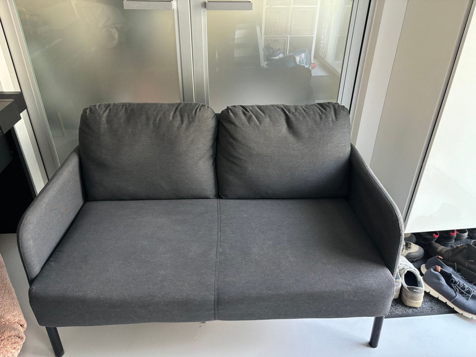 Glostad ikea zetel grijs, Enlèvement, Comme neuf, Banc droit