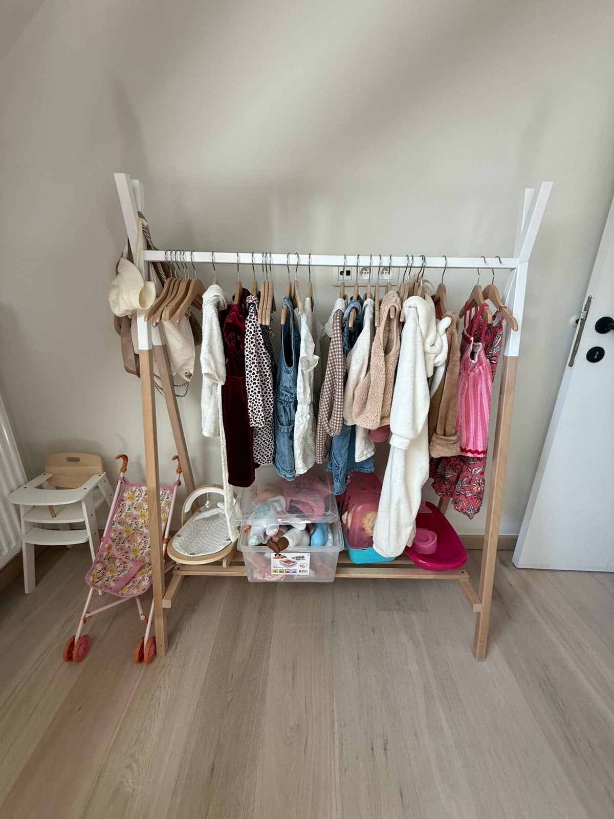 Kindergarderobe - in zeer goede staat, Ophalen, Zo goed als nieuw