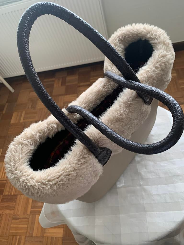 O Bag handtas met wollen boord, Bijoux, Sacs & Beauté, Sacs | Sacs Femme, Enlèvement, Sac à main