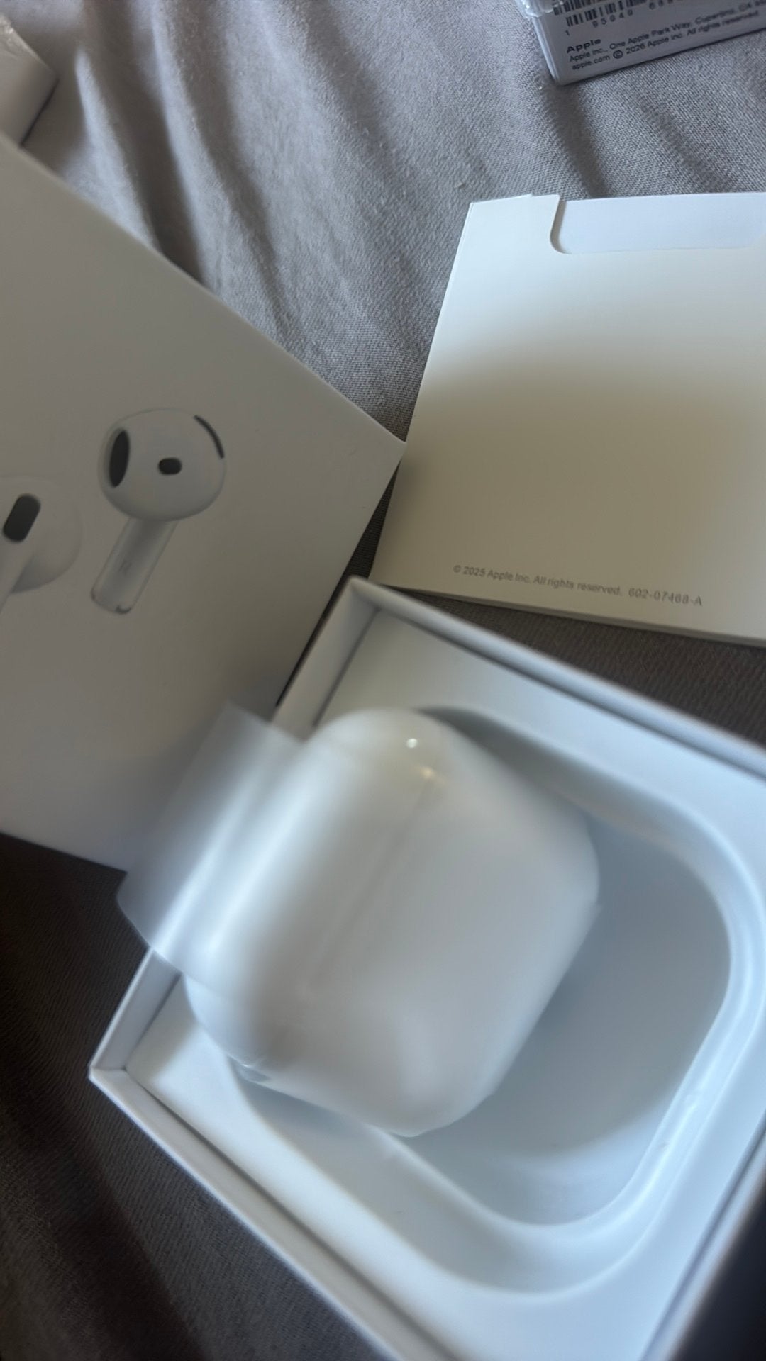 Airpods 4, Télécoms, Neuf, Enlèvement ou Envoi, Apple, Intra-auriculaires (In-Ear)