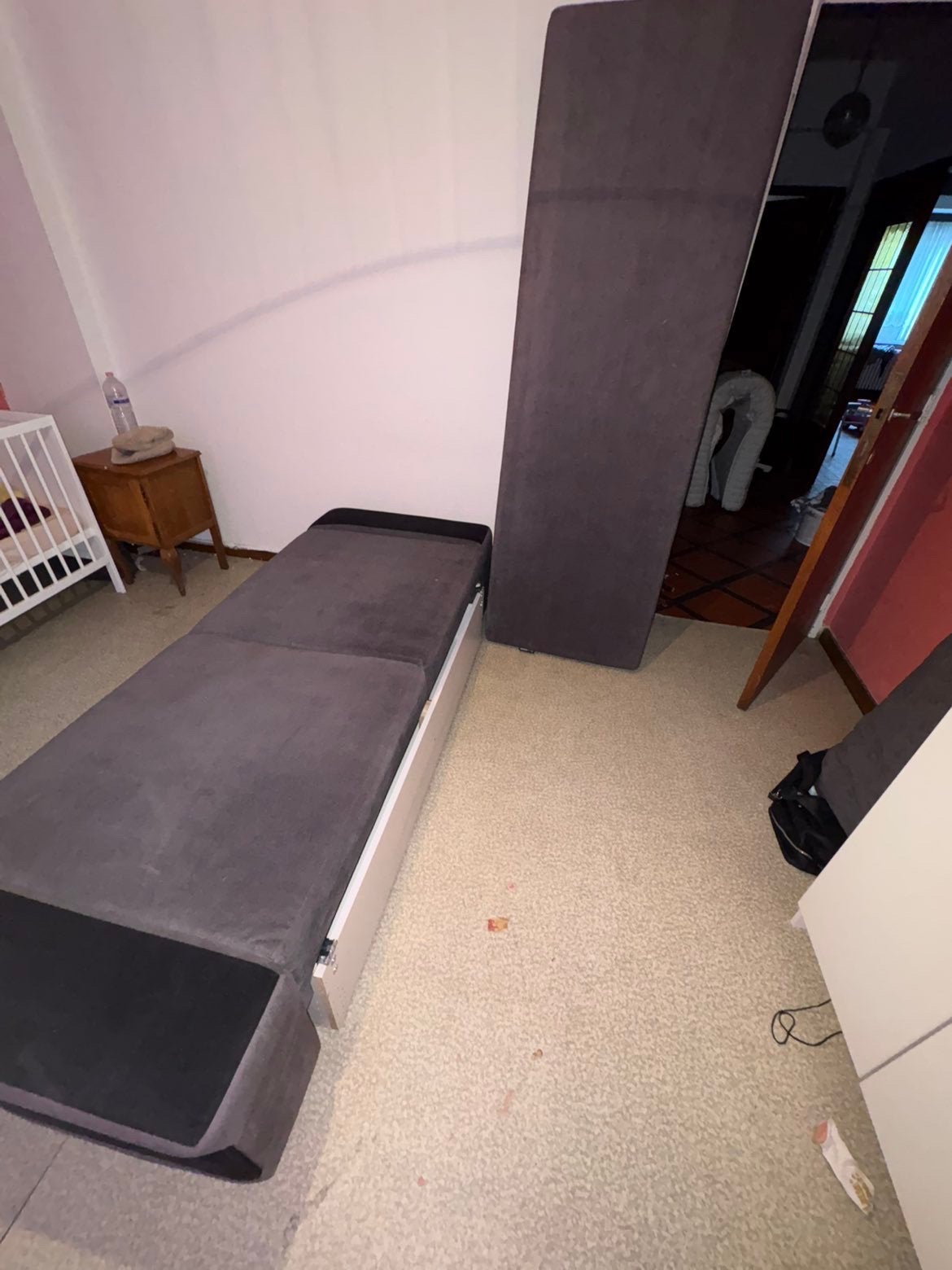Clic clap a vendre 50 euros, Maison & Meubles, Chambre à coucher | Canapés-lits, Enlèvement, Comme neuf