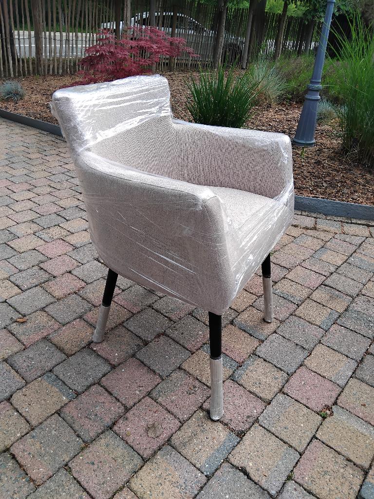 2 kuipstoelen stof beige nieuw in verpakking, Ophalen, Nieuw, Stof