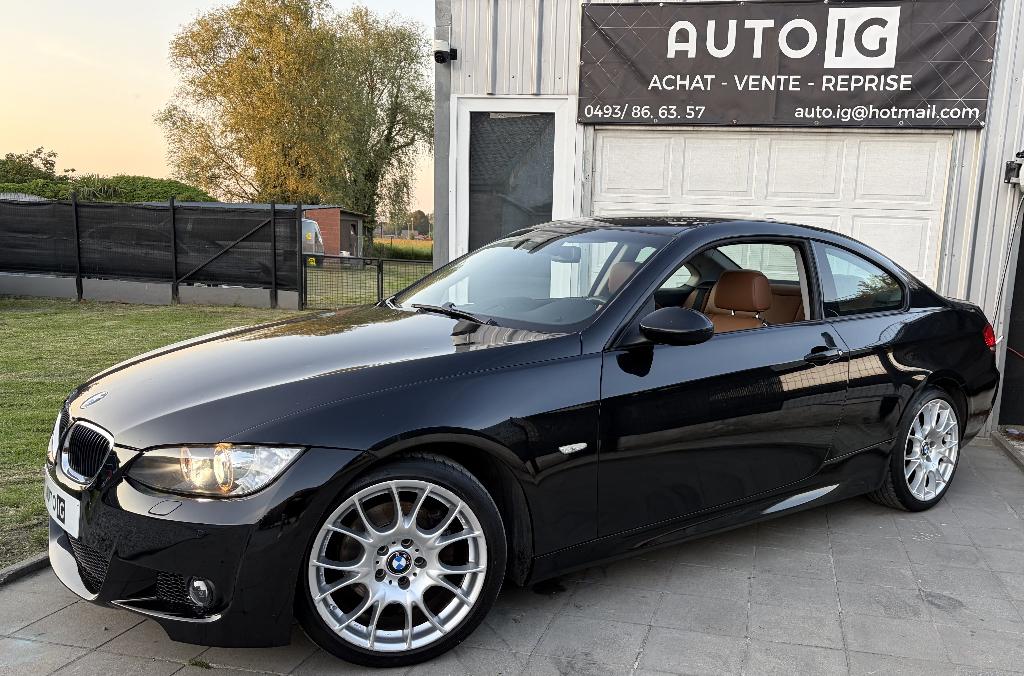 BMW 320d Coupé Pack M*Navi*Xenon*Capteur*Jantes, Autos, Cuir, Euro 5, Achat, Entreprise