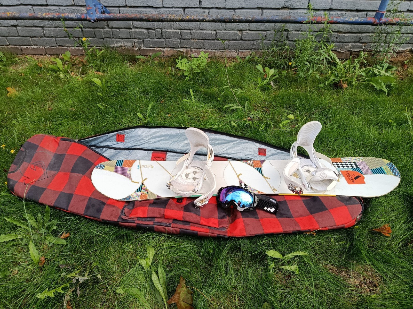 Snowboard Burton met opbergtas en Lexa-bindingen +skibril, Enlèvement, Utilisé, Planche