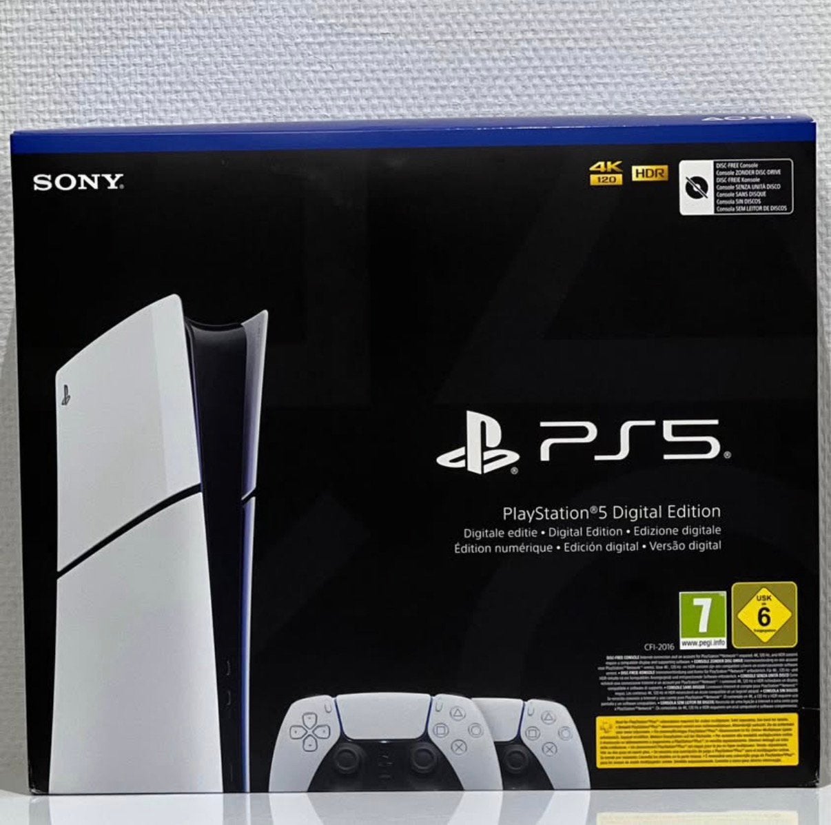 PlayStation 5 Slim Disc Edition + Extra’s– Zo goed als nieuw, Games en Spelcomputers, Ophalen of Verzenden, Zo goed als nieuw