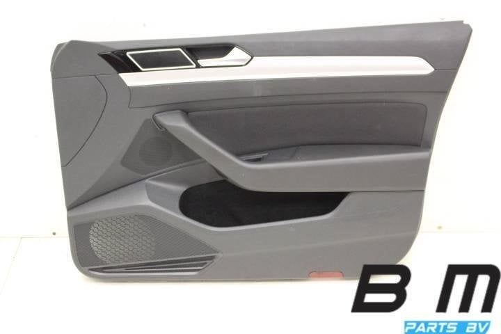 Deurpaneel RV VW Passat B8 Variant 3G1867012, Utilisé