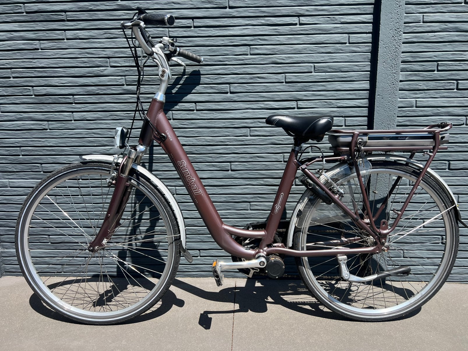 Elektrische fiets Met Middenmotor Zeer Goede Staat ✅, Fietsen en Brommers, Ophalen, Zo goed als nieuw