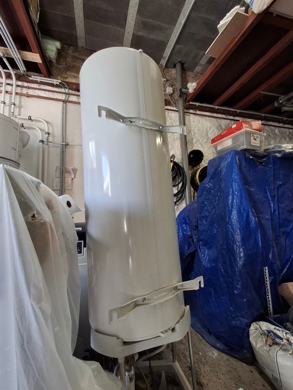 Boiler 200 litres et pied, Doe-het-zelf en Bouw, Chauffageketels en Boilers, Ophalen, 100 liter of meer, Boiler, Minder dan 3 jaar oud