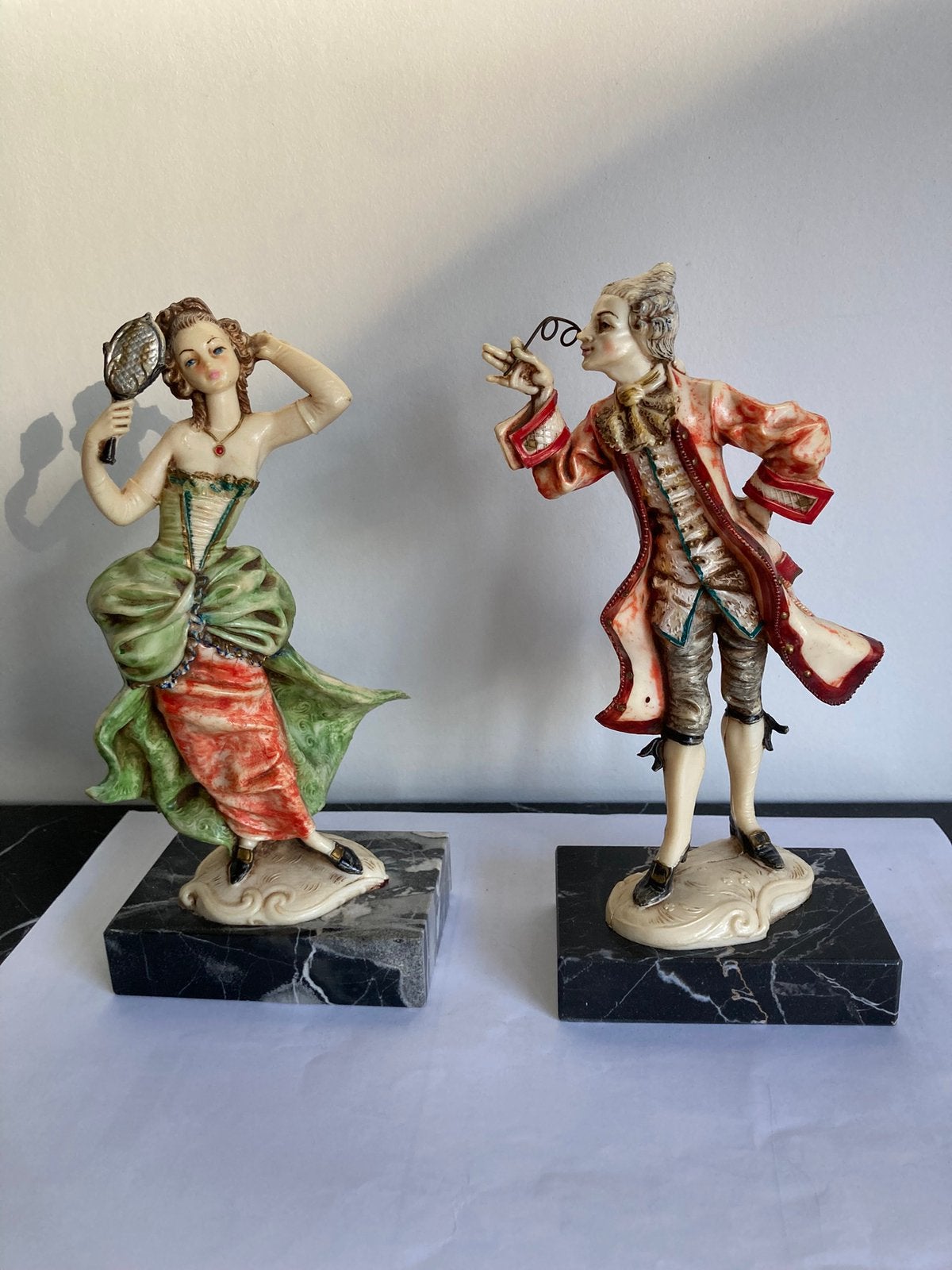 2 magnifiques statues vintage - Fontanini Depose Italy, Collections, Statues & Figurines, Enlèvement ou Envoi, Comme neuf