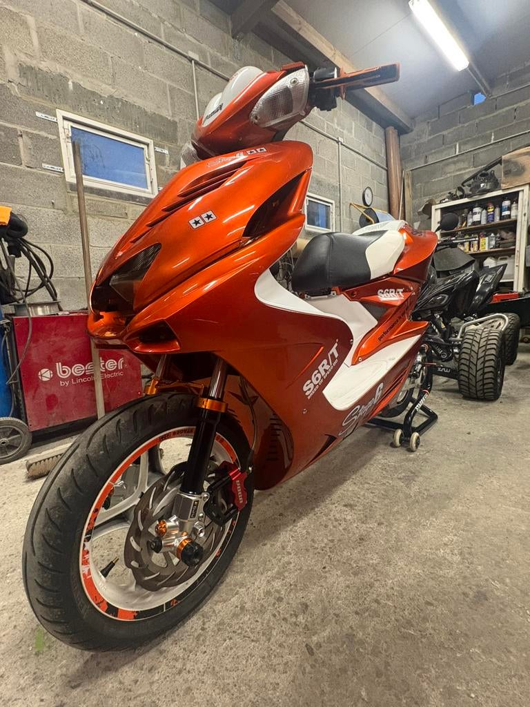 Yamaha nitro full stage6 RT, Fietsen en Brommers, Scooters | Yamaha, Ophalen, Aerox