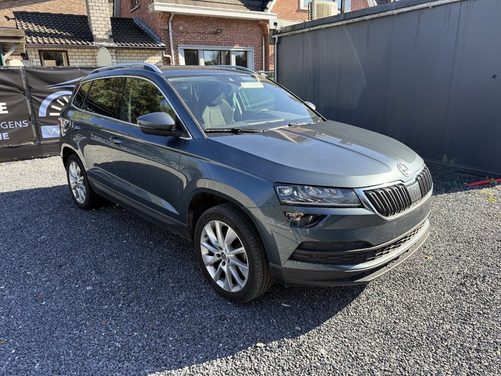 Skoda Karoq 1.6 TDI DSG Automaat, 5-Zitpl, Export of handel, Auto's, Automaat, Dealer onderhouden, Zwart, Bedrijf