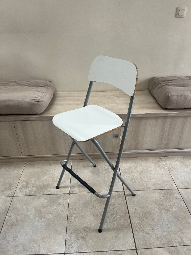 Witte inklapbare barkrukken met rugleuning (6x), Huis en Inrichting, Ophalen, 5 krukken of meer, Met voetsteun, Zo goed als nieuw
