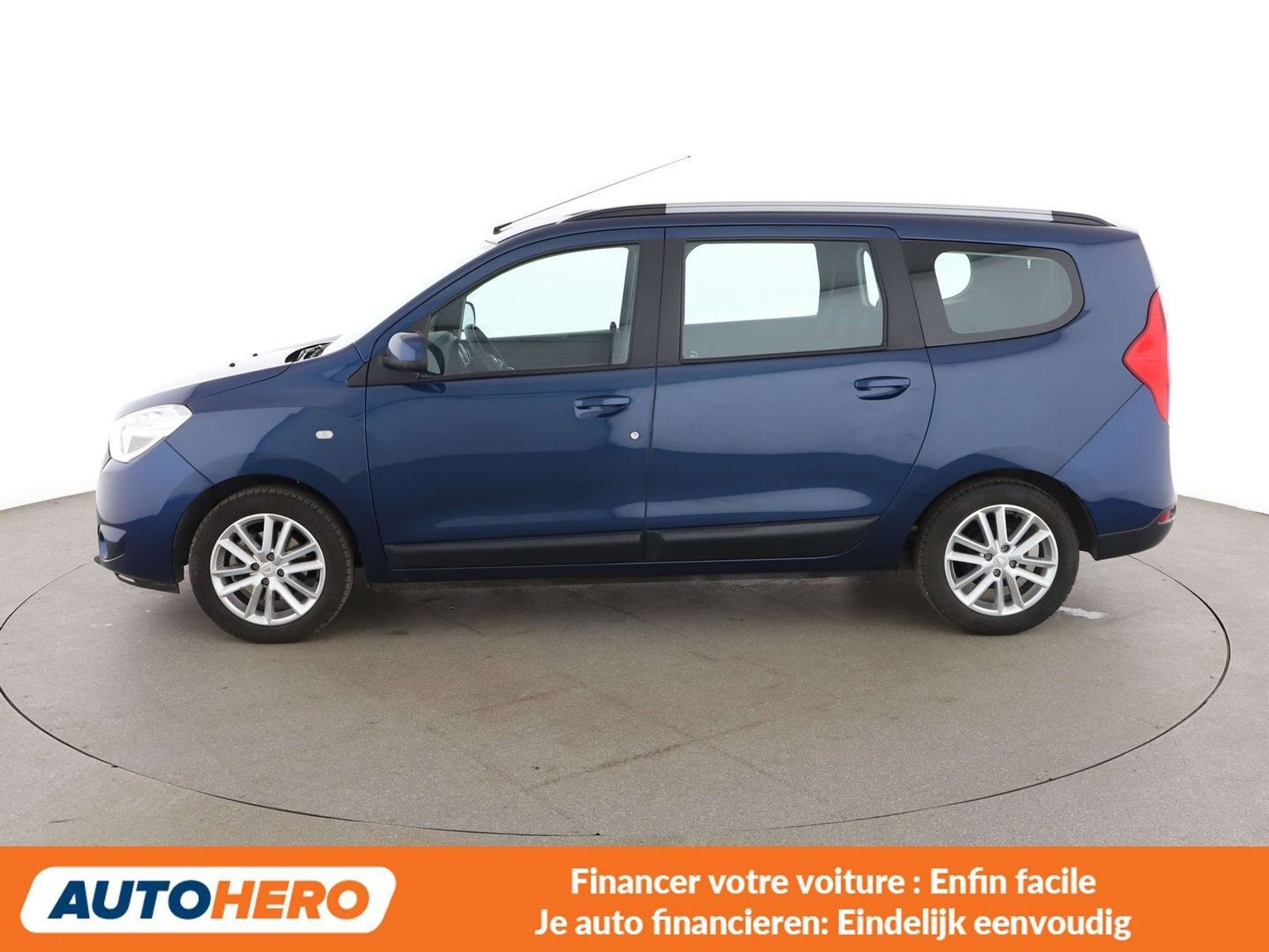 Dacia Lodgy 1.2 TCe Comfort (année de construction 2018), Autos, 1197 cm³, Achat, 5 portes, Lodgy