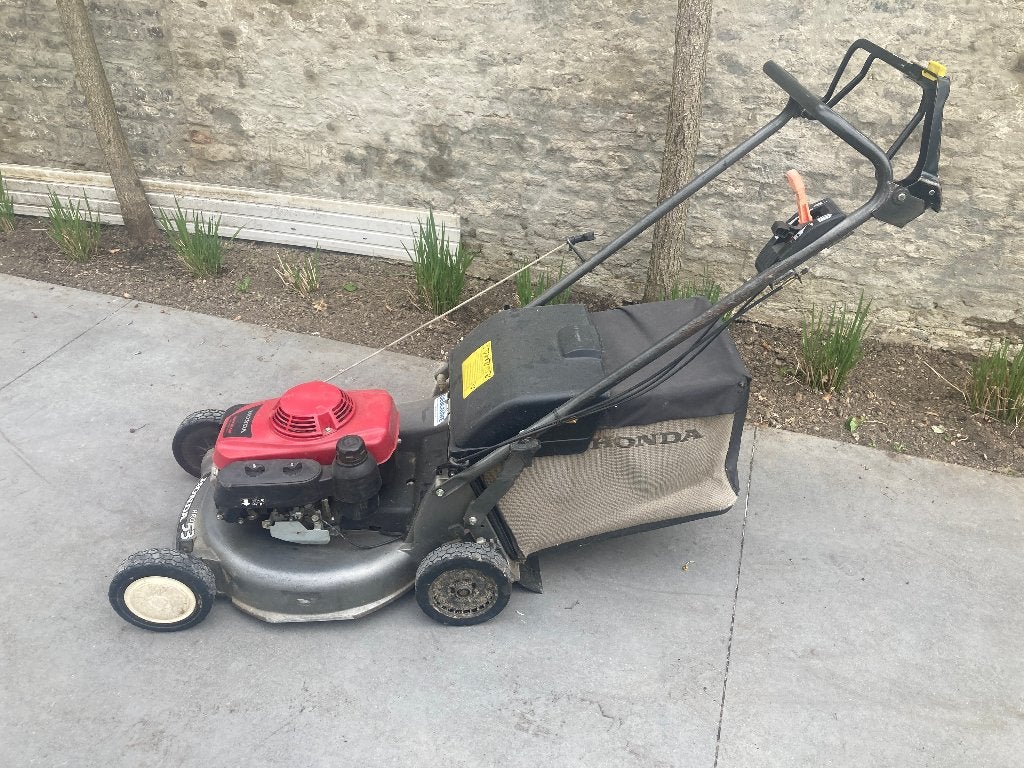 honda hrd 536 benzine grasmaaier, Tuin en Terras, Grasmaaiers, Ophalen, Gebruikt