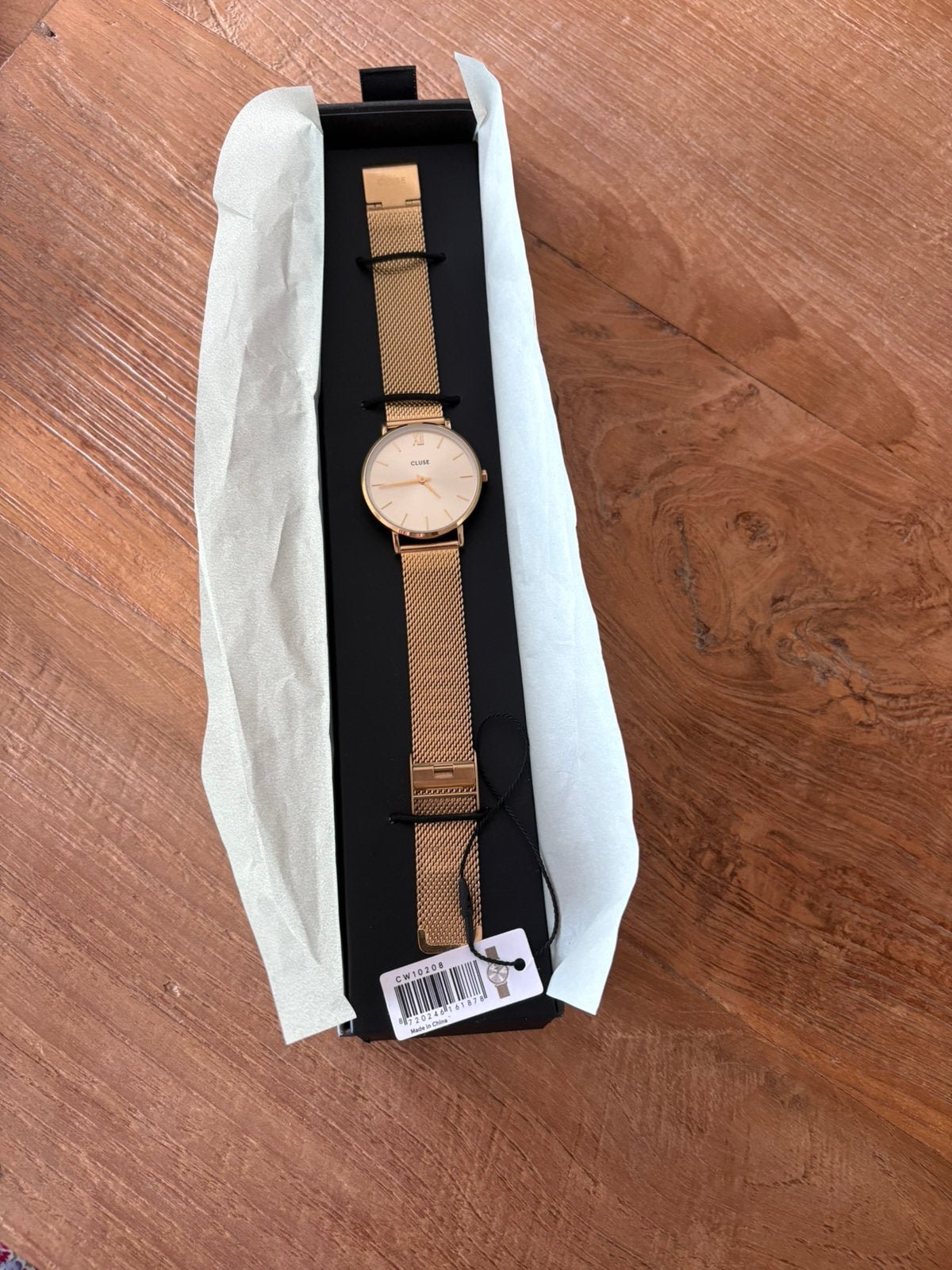 Montre femme Cluse neuve 07/2026, Bijoux, Sacs & Beauté, Enlèvement, Comme neuf