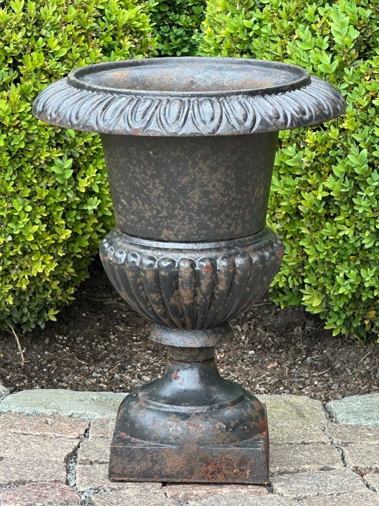 vase de jardin en fonte - hauteur 39 cm - excellent état, Enlèvement