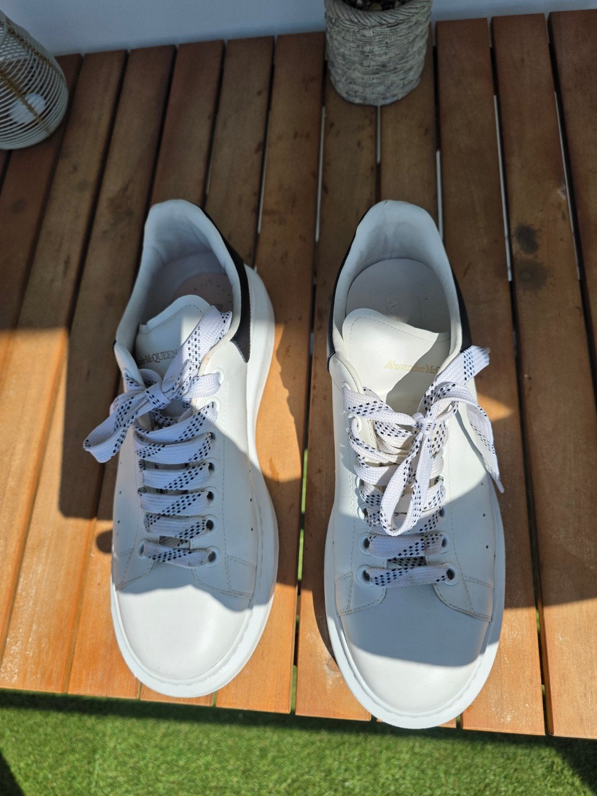 Alexander McQueen oversized wit/zwarte sneakers - maat, Ophalen of Verzenden
