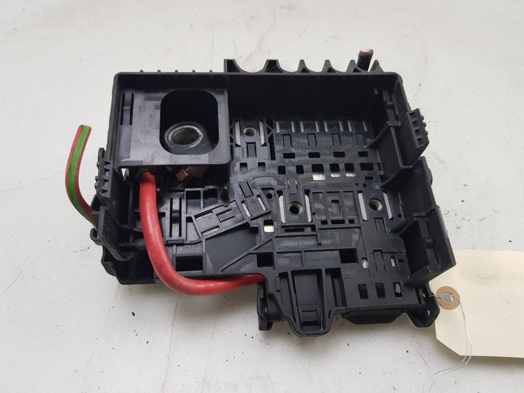 ZEKERINGKAST Opel Adam (|525230582|20999170|), Dhr. J. Ham, Gebruikt, Administratie@autoham.nl, Opel