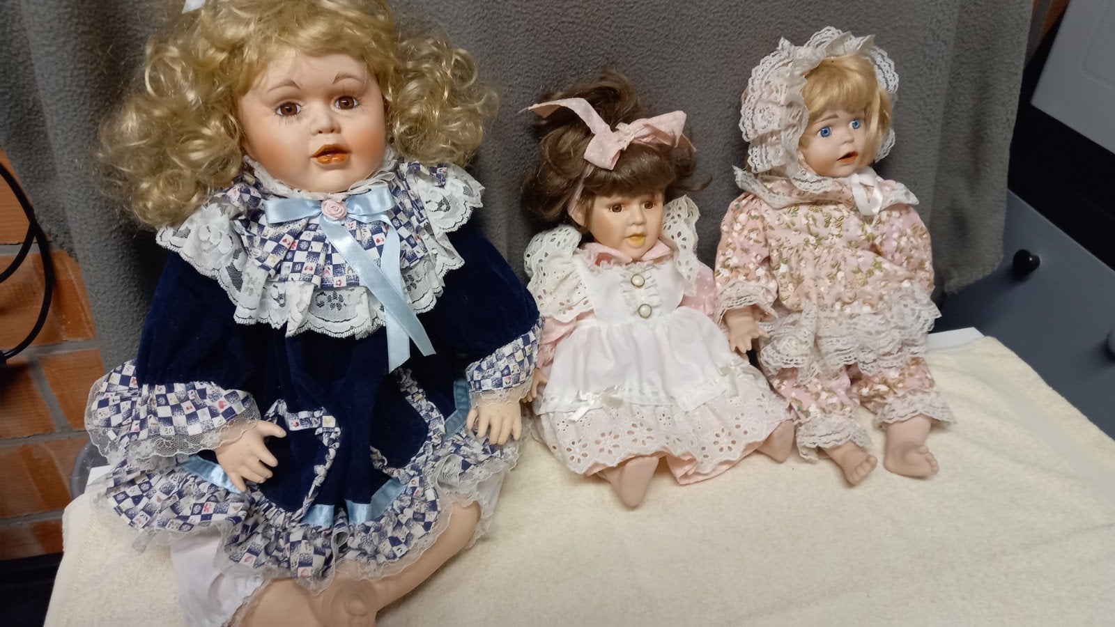3 porseleinen poppen, Verzamelen, Ophalen of Verzenden
