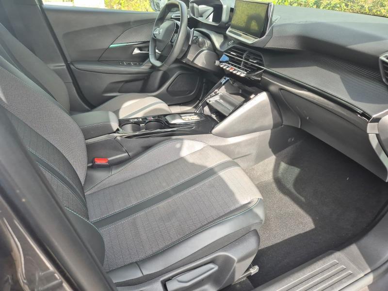 Peugeot 2008 Allure Pack, Auto's, Peugeot, Automaat, 1199 cc, 115 g/km, Bedrijf