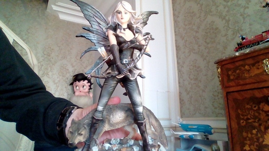 Statue elfe archère (heroic fantasy), Enlèvement
