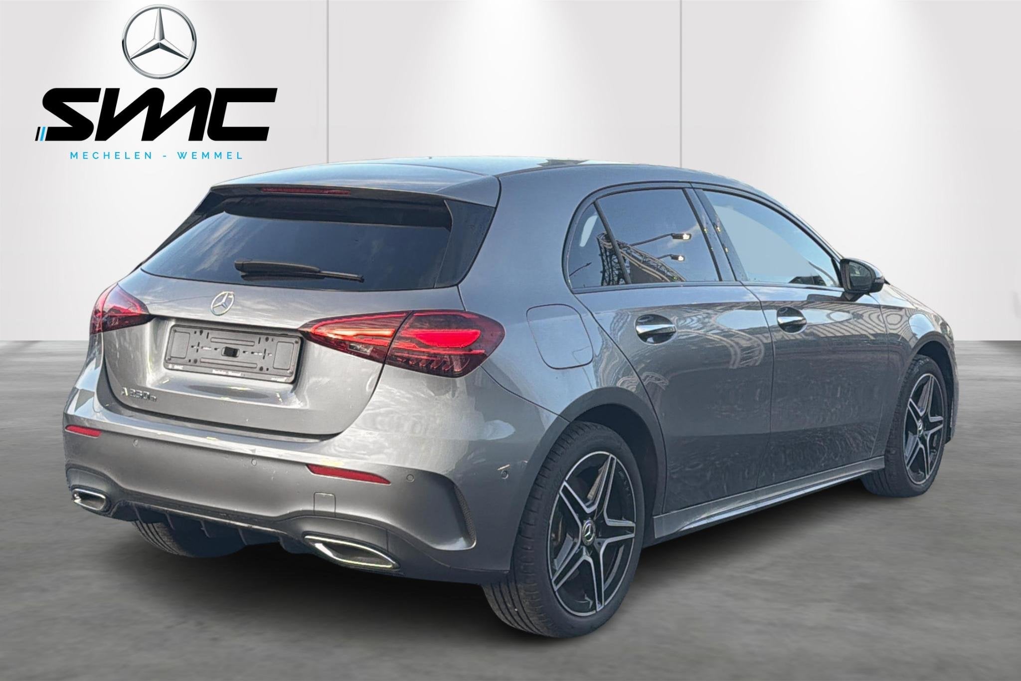 Mercedes-Benz A-klasse A 250 e AMG Line, Stof, Zwart, 16 kWh, Bedrijf