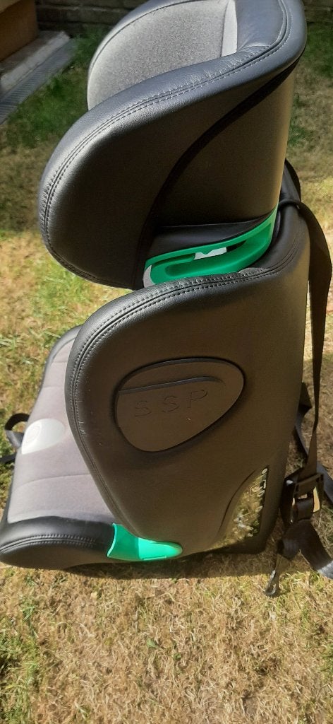 Siège enfant  (isofix et reglable )pour voiture. Comme neuf, Enlèvement, Comme neuf, Autres types