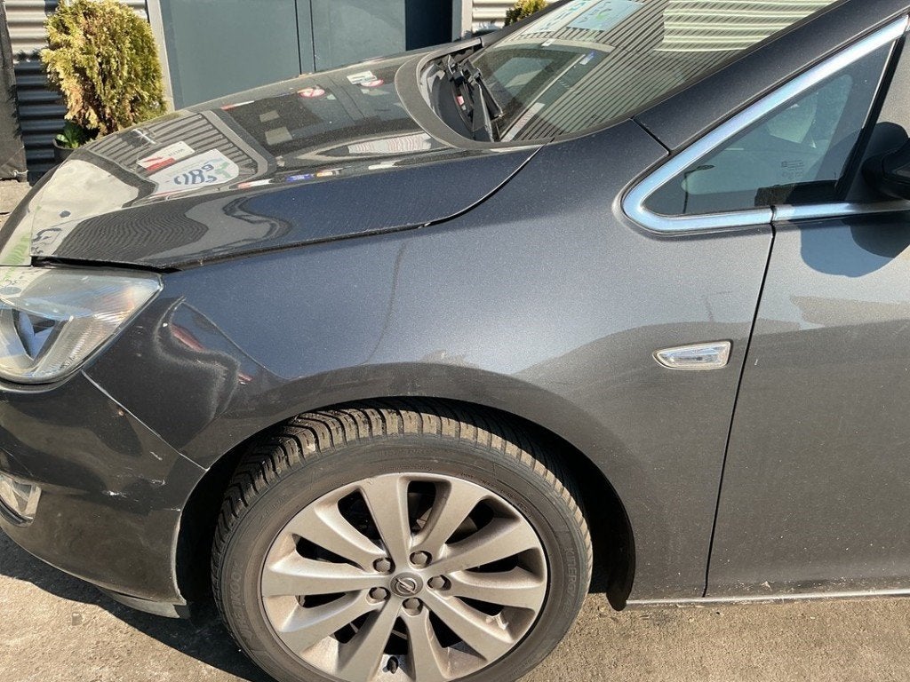 AILE AVANT GAUCHE Opel Astra J (PC6 / PD6 / PE6 / PF6), Garde-boue, Opel, Opel Automobile GmbH, Utilisé