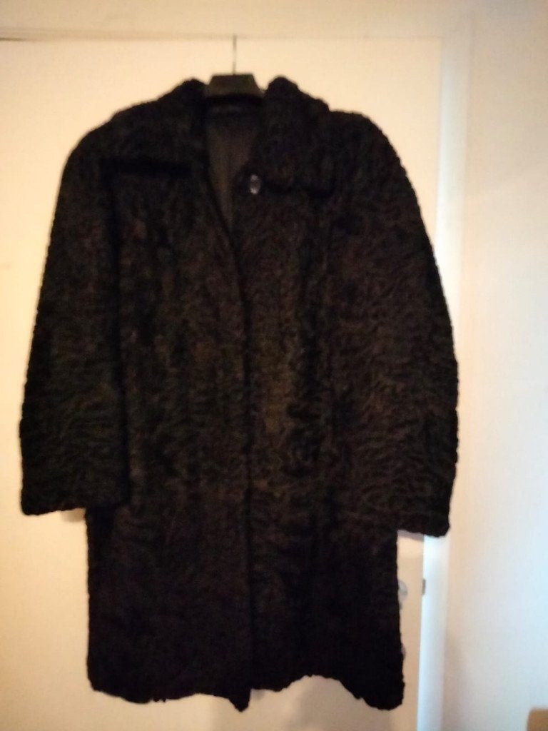 Manteaux de fourrure Astrakhan pour femmes (2), Enlèvement, Comme neuf, Taille 38/40 (M), Noir