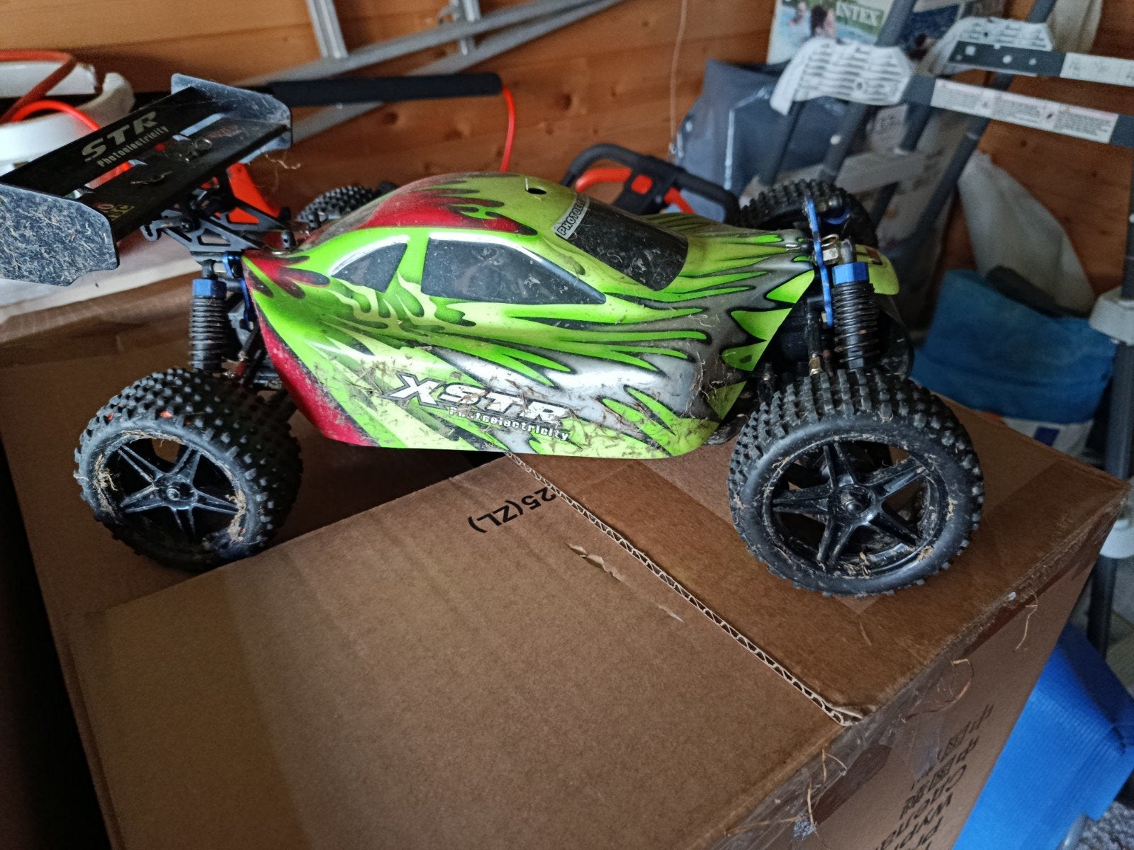 voiture RC extrêmement puissante, Échelle 1:10, Voiture off road, Enlèvement, Utilisé