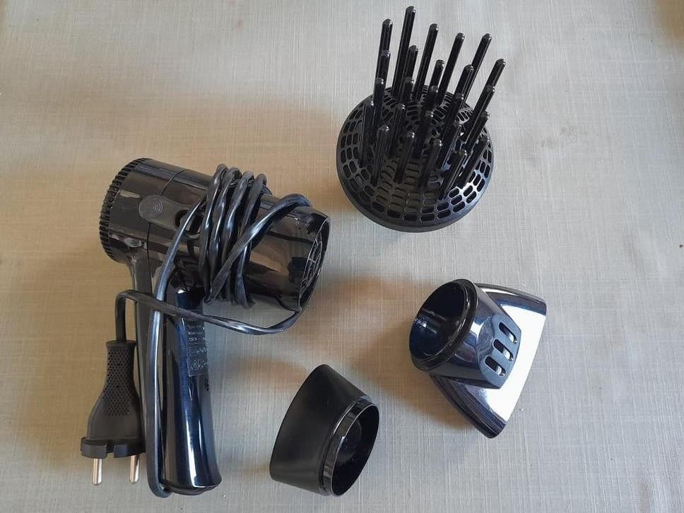 Braun-Sèche cheveux de voyage avec 3 accessoires de coiffure, Neuf, Sèche-cheveux